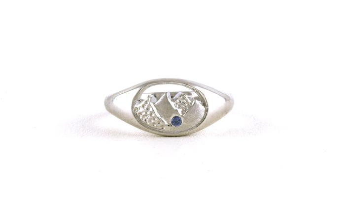 content/products/Oval Mountain Range Montana Yogo Sapphire Ring in Sterling Silver (0.03cts)
