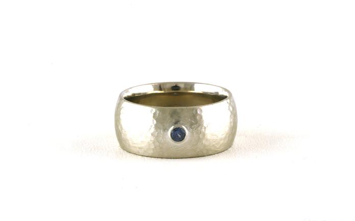 content/products/Wide Montana Yogo Sapphire Wedding Band with Hammered Satin Finish in White Gold (0.13cts)