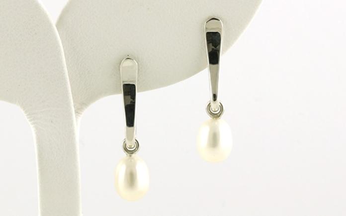 content/products/Short Hook Pearl Stud Dangle Earrings in Sterling Silver