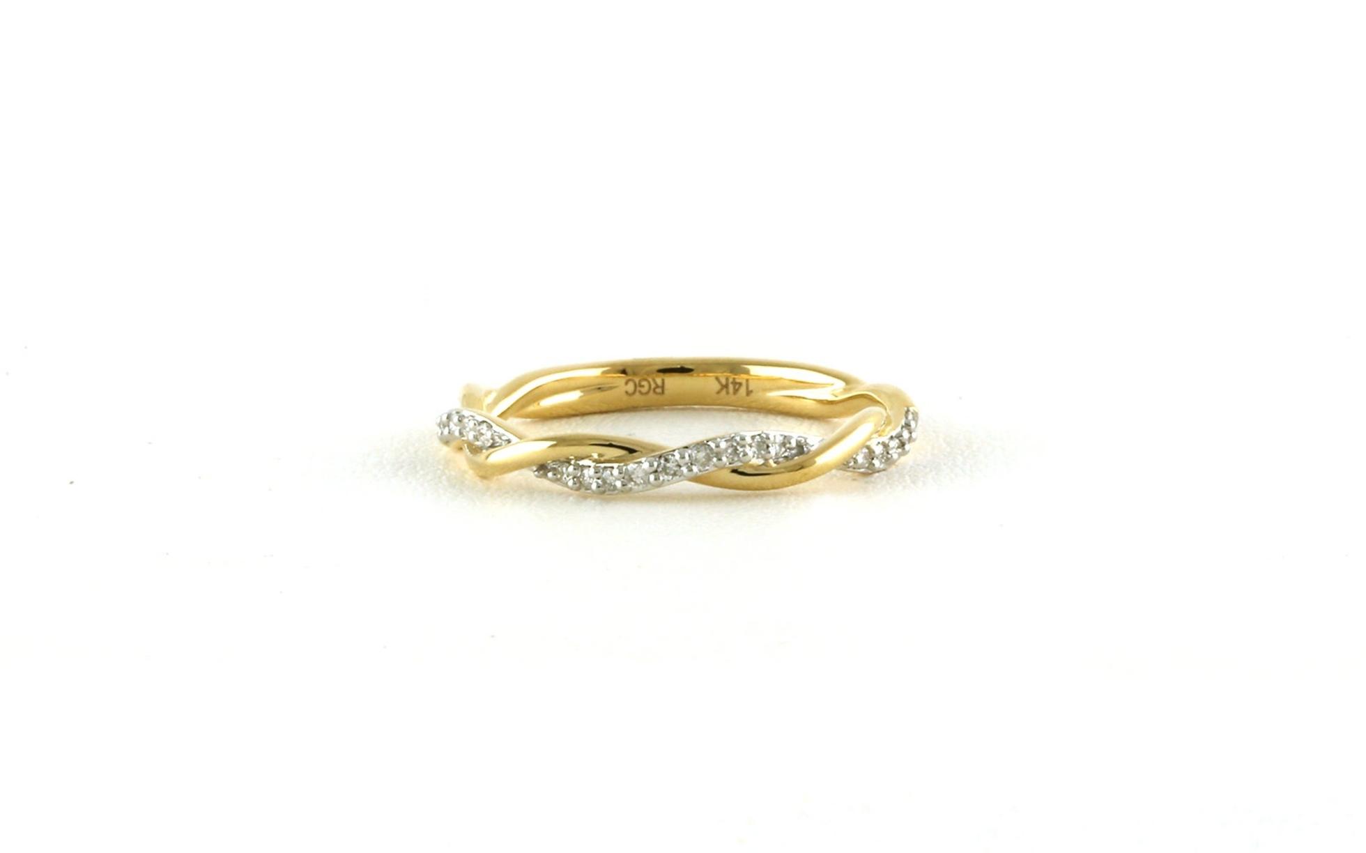 Pave Twist Diamond Wedding Band in Yellow Gold (0.10cts TWT)