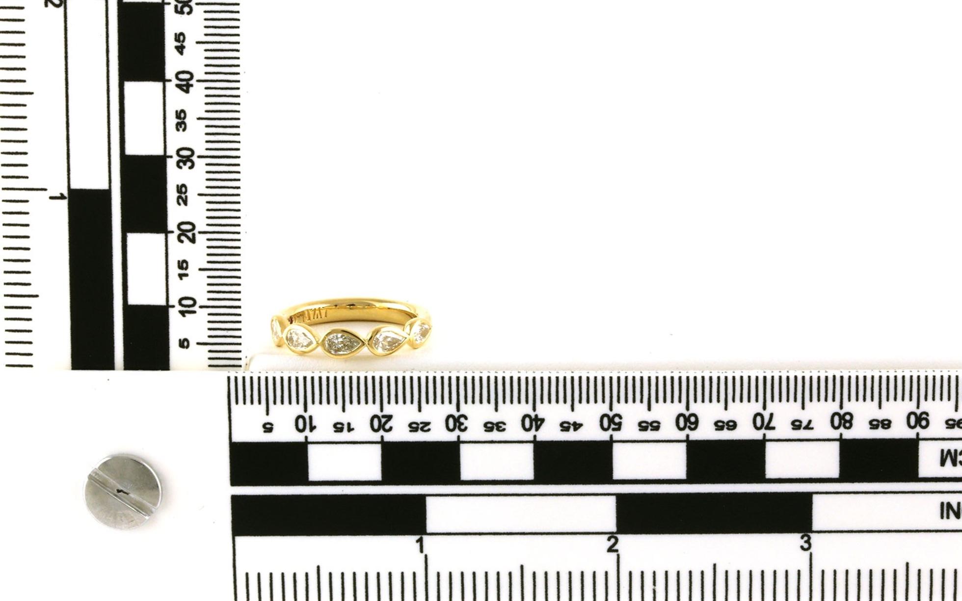 5-Stone Bezel-set Pear Diamond Wedding Band in Yellow Gold (1.00cts TWT) Scale