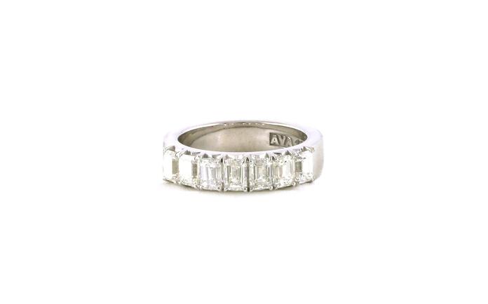 content/products/7-Stone Emerald-cut Diamond Wedding Band in White Gold (2.15cts TWT)