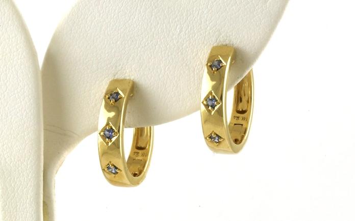 content/products/3-Stone Montana Yogo Sapphire Hoop Earrings in Yellow Gold (0.16cts TWT)