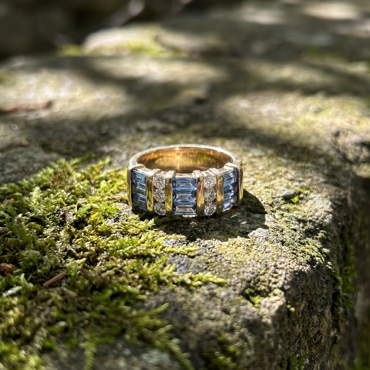 Yogo Ring on rock with Moss